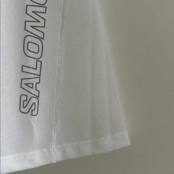 Salomon Women's White Short Sleeve Tee Size Small NWT - Picture 5 of 5